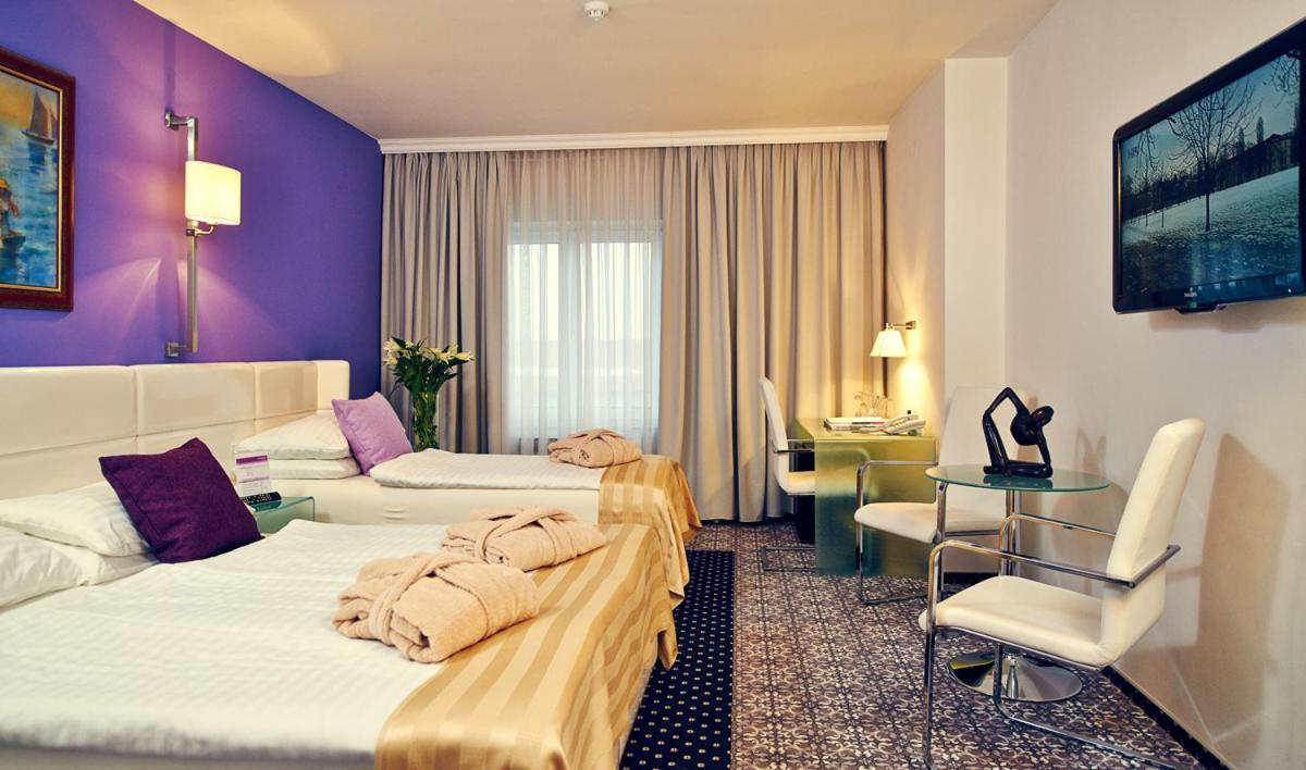 Hotel Phoenix Sesvete Luaran gambar
